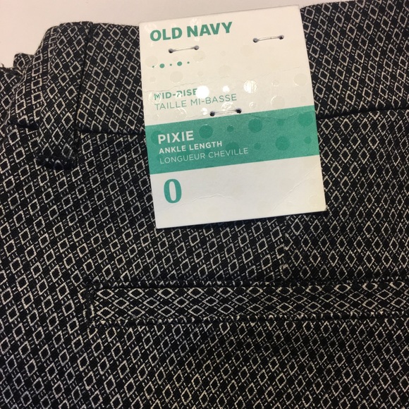 **SOLD** Old Navy Pixie Geo Pattern Pant NWT - Picture 5 of 5